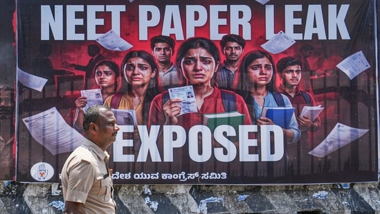 NEET ਦੀ ਮਨੁੱਖੀ ਗਿਣਤੀ: ਪੇਪਰ ਲੀਕ ਹੋਣ ਤੋਂ ਬਾਅਦ ਦੁਬਾਰਾ ਟੈਸਟ ਲਈ 11 ਨੇ ਖੁਦਕੁਸ਼ੀਆਂ ਕੀਤੀਆਂ